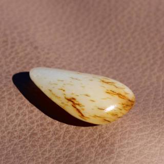 方言和田玉精品特色油润新疆洒金皮白玉籽料原石玩料玉吊坠挂件a1